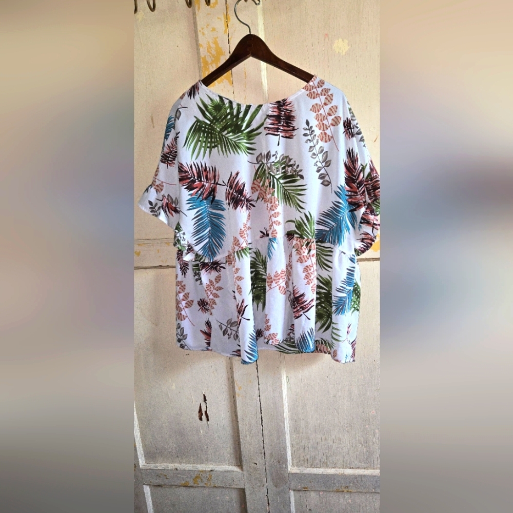 SHEIN White and Green Boxy Blouse